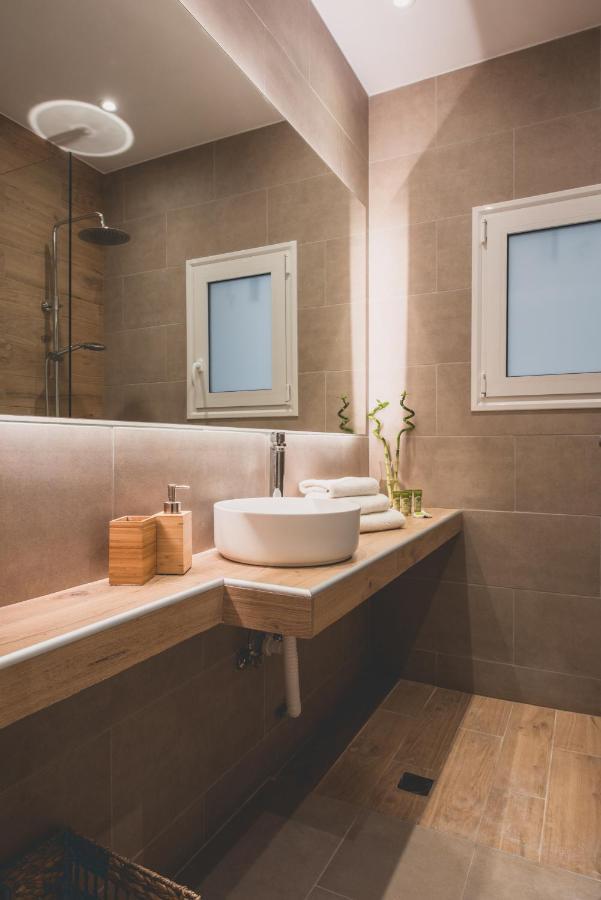 90M2 Luxury Apartment In The Heart Of Athens - Living Stone Sunstone ภายนอก รูปภาพ