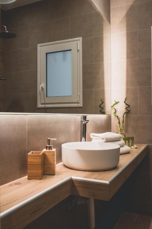 90M2 Luxury Apartment In The Heart Of Athens - Living Stone Sunstone ภายนอก รูปภาพ